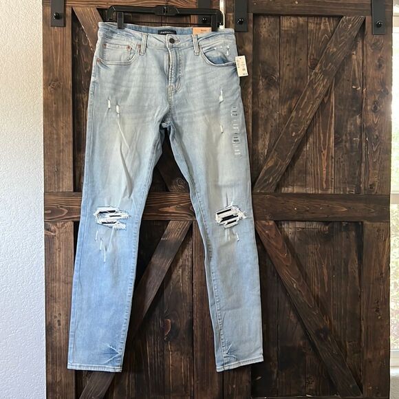 NWT Aeropostale Mens Real Original Denim Skinny distressed Jeans Sz-33/32 - Picture 1 of 9